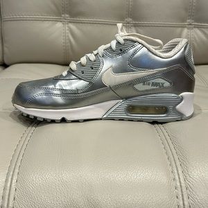 Nike Air Max 90 Prem - Silver and White